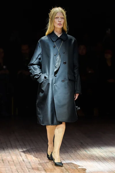 Look 44